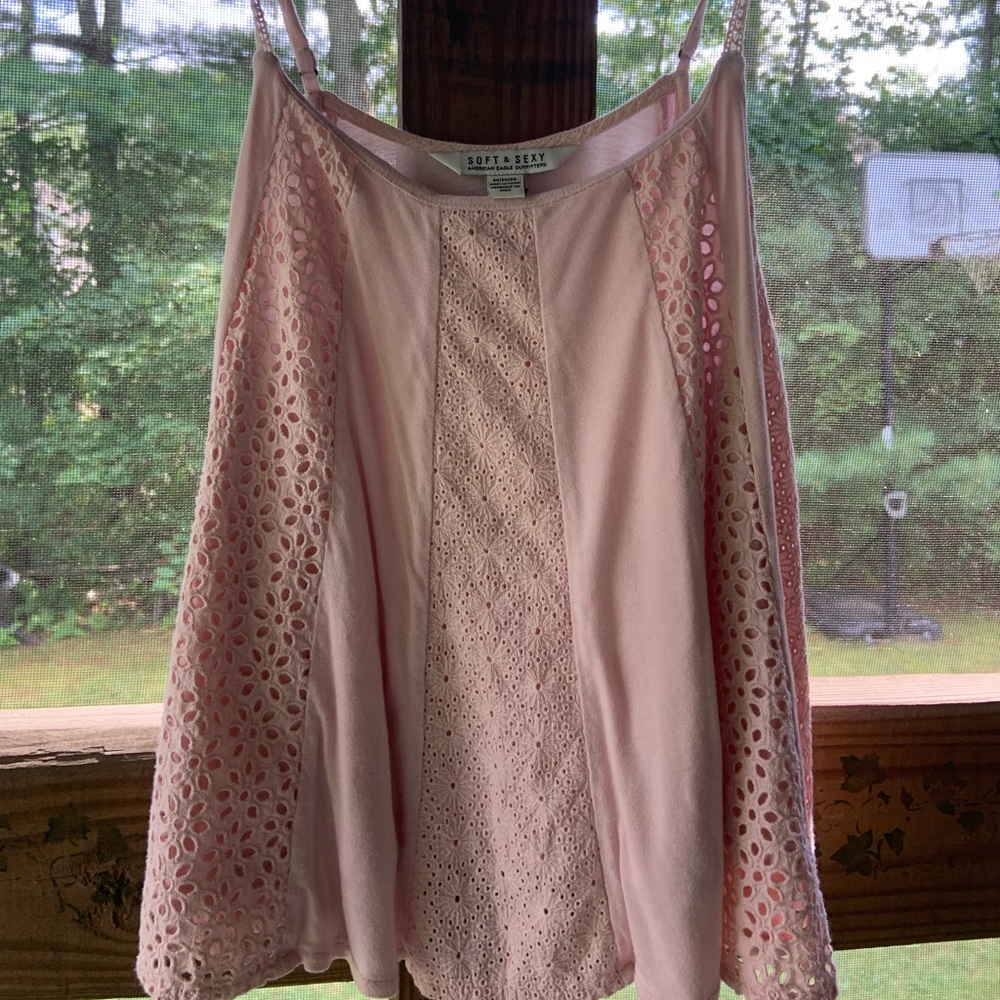 American Eagle Light Pink Flowy Tanktop